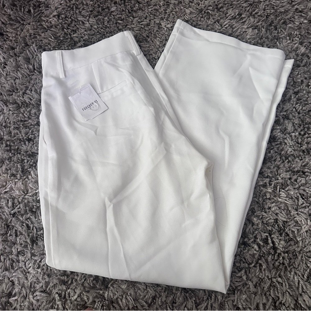 Forever 21 White Chinos Crisp Cotton Straight Leg NWT
